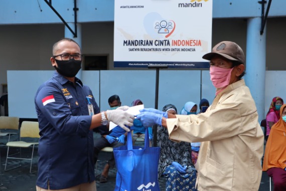 Mandiri Group Sisihkan Gaji dan THR Rp17 Miliar