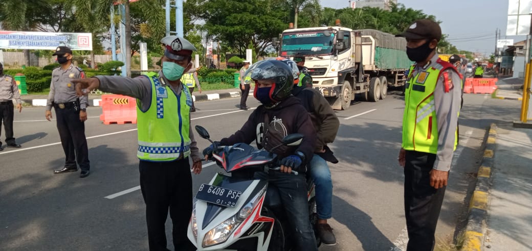 Hari Pertama PSBB Kabupaten Cirebon, Masih Banyak Pemudik Lewat Jalur Pantura