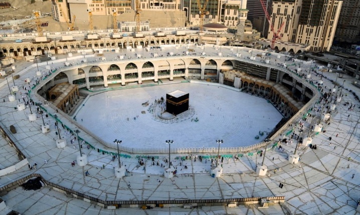 Alhamdulillah, Masjidil Haram dan Masjid Nabawi Kembali Dibuka untuk Umum