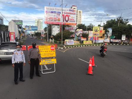 KNPI: PSBB Jauh dari Maksimal