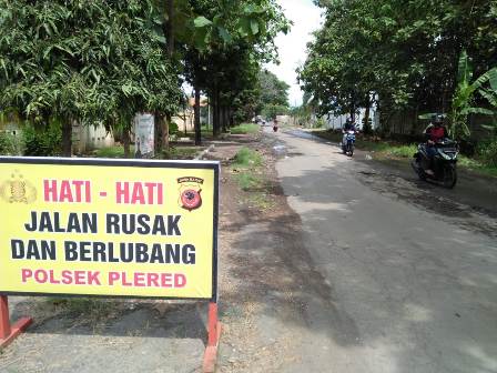 Jalan Rusak Parah, Anggarannya Dipakai Tangani Covid-19