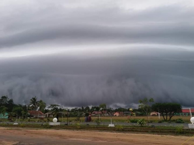 Puting Beliung Terjang Dua Kecamatan di Tulang Bawang