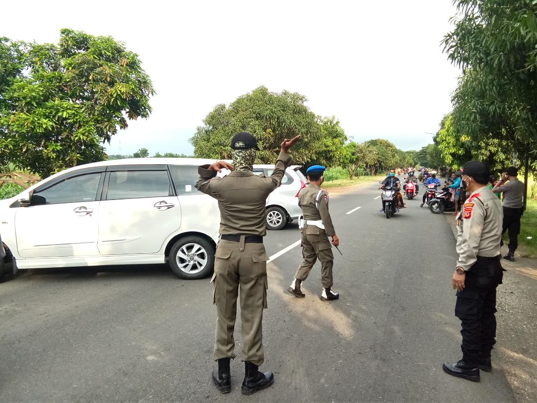 Penyekatan Sukses Turunkan Kerumunan Warga