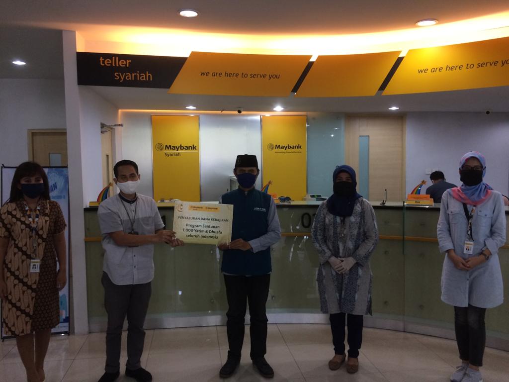 Maybank Indonesia Berikan Santunan Yatim dan Dhuafa Terdampak Covid-19