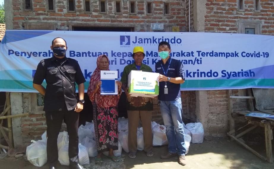 Penyaluran Donasi Covid-19 Karyawan/ti PT Jamkrindo