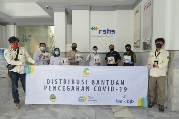 Ribuan APD Disalurkan JQR ke RSHS Bandung