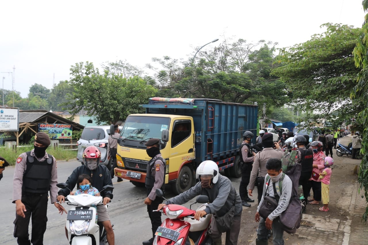 Pelanggar PSBB Tembus 4 Ribu, Seribu Pengendara Diminta Putar Balik