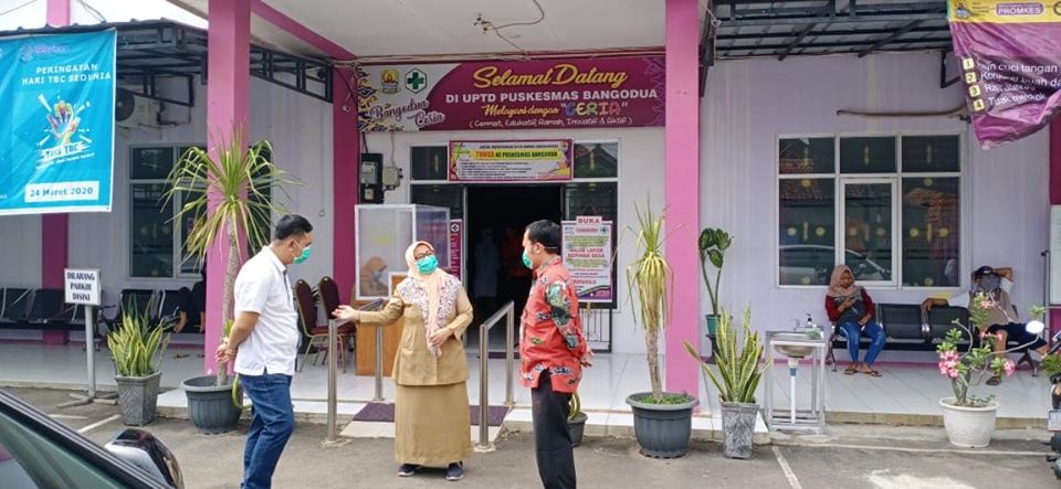 Distribusikan APD dan Rapid Test, Bambang Apresiasi Peran Tenaga Kesehatan