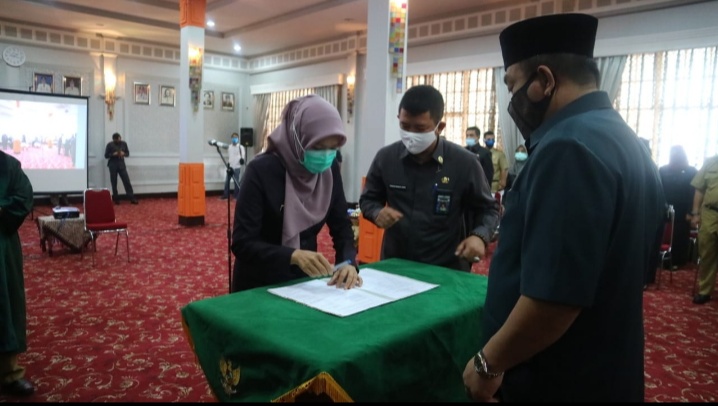 Nanin Hayani Resmi Jabat Pj Sekda Kota Cirebon 3 Bulan ke Depan