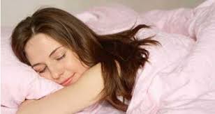 Tips Agar Tidur Lelap di Malam yang Panas