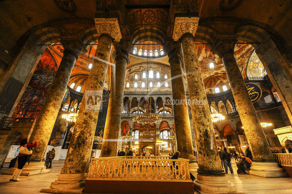 Salat Jumat Hagia Sophia, Setelah 86 Tahun Adzan Kembali Dikumandangkan