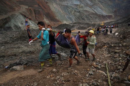 Ratusan Penambang Giok Tewas Tertimpa Longsor di Myanmar