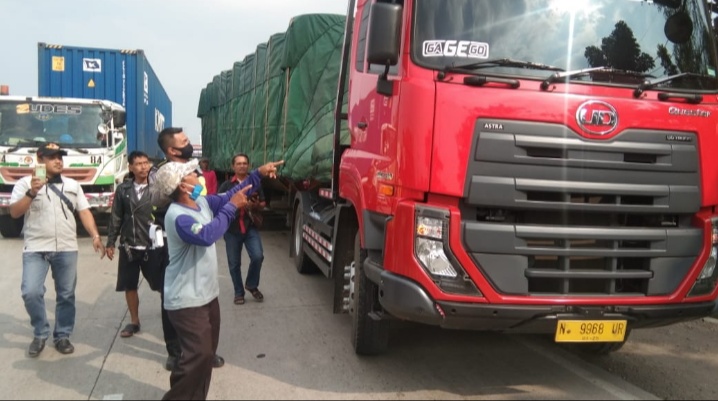 Bocah 4 Tahun Tewas Dilindas Truk Trailer di Jalur Pantura Indramayu