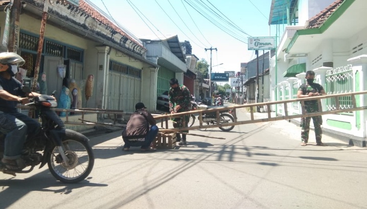 Belasan Warganya Terkonfirmasi Covid-19, Trusmi Kulon Lockdown