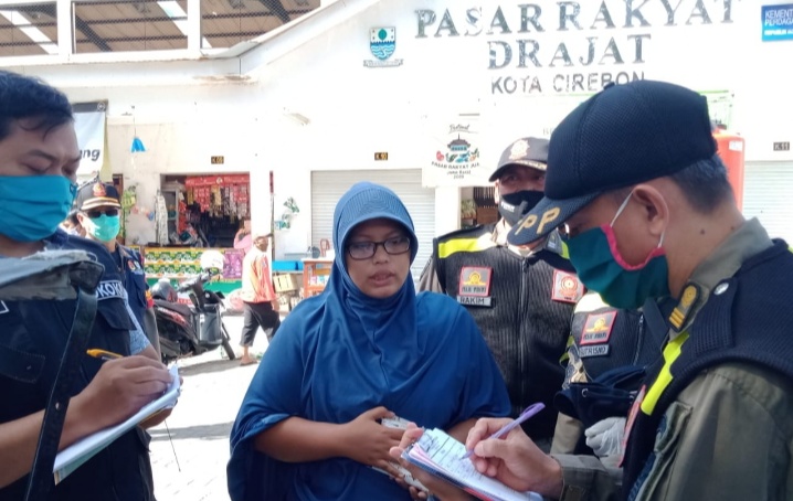 Ratusan Warga Kota Cirebon Terjaring Razia Pelanggaran Masker