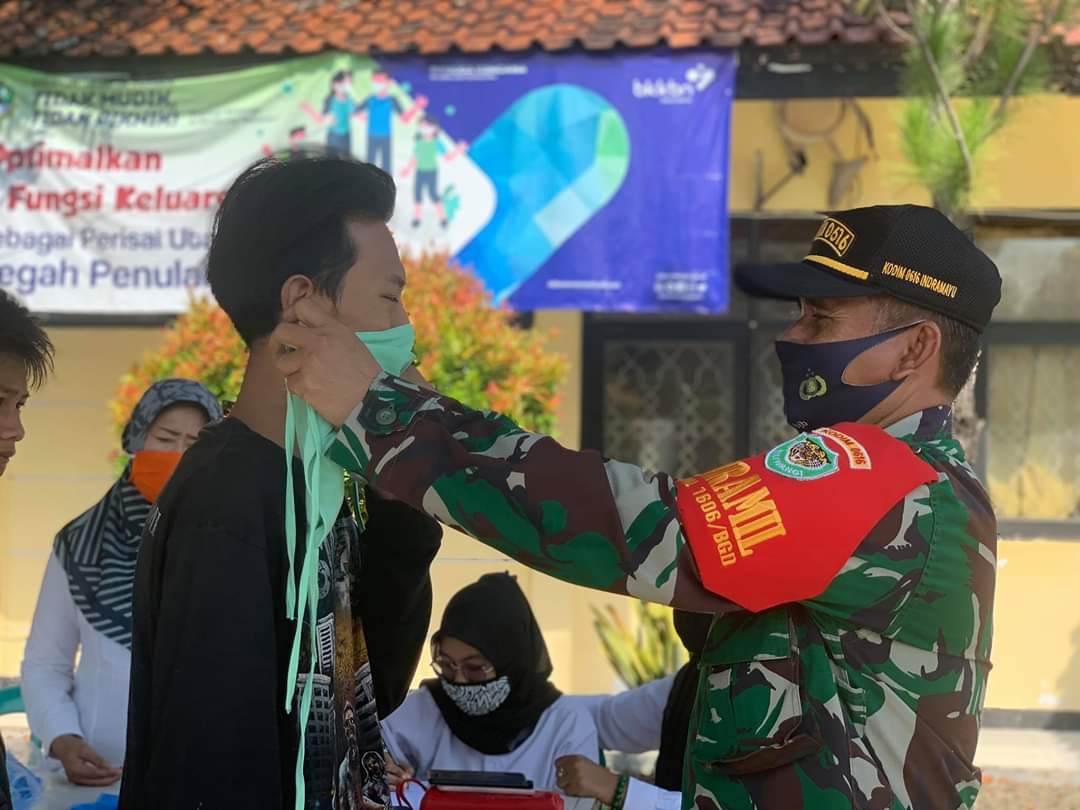 Muspika Widasari Sosialisasi Wajib Pakai Masker