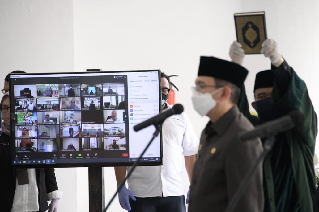 Gubernur Jawa Barat Lantik 13 Pejabat Tinggi