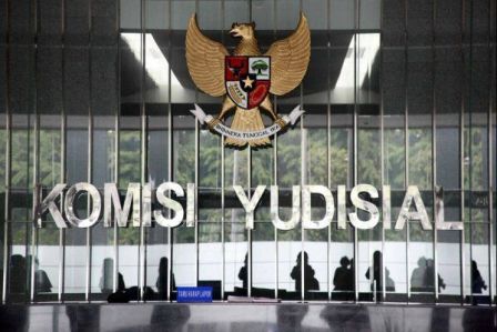 Sekjen Komisi Yudisial Positif COVID-19