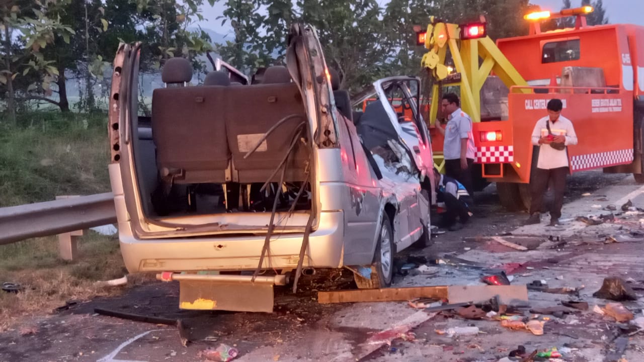 Kecelakaan Tol Cipali, 8 Meninggal Dunia, Diduga Sopir Mengantuk