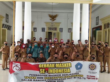 Pemkab Cirebon Inisiasi Gerakan 2,5 Juta Masker