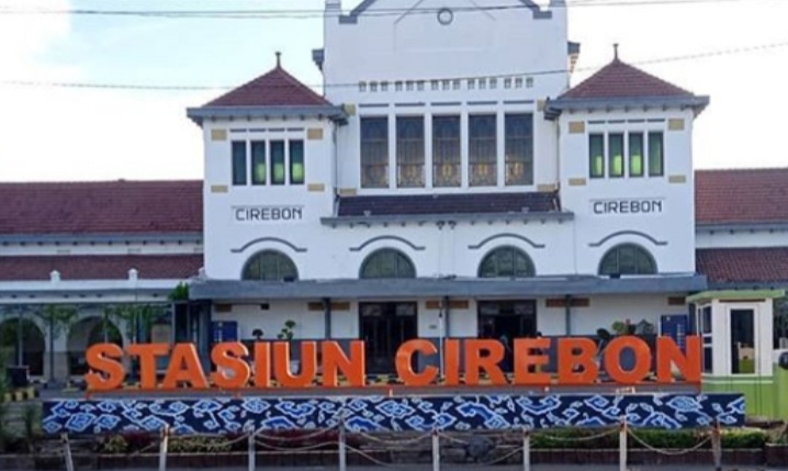 Antisipasi Lonjakan Penumpang Libur Panjang, Daop 3 Cirebon Tambah Perjalanan Kereta