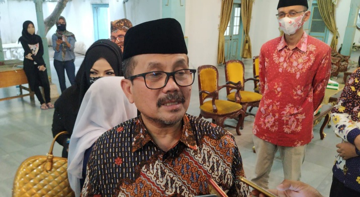 Pemkab Cirebon Punya Motif Batik Baru, Namanya Mande Praja Caruban