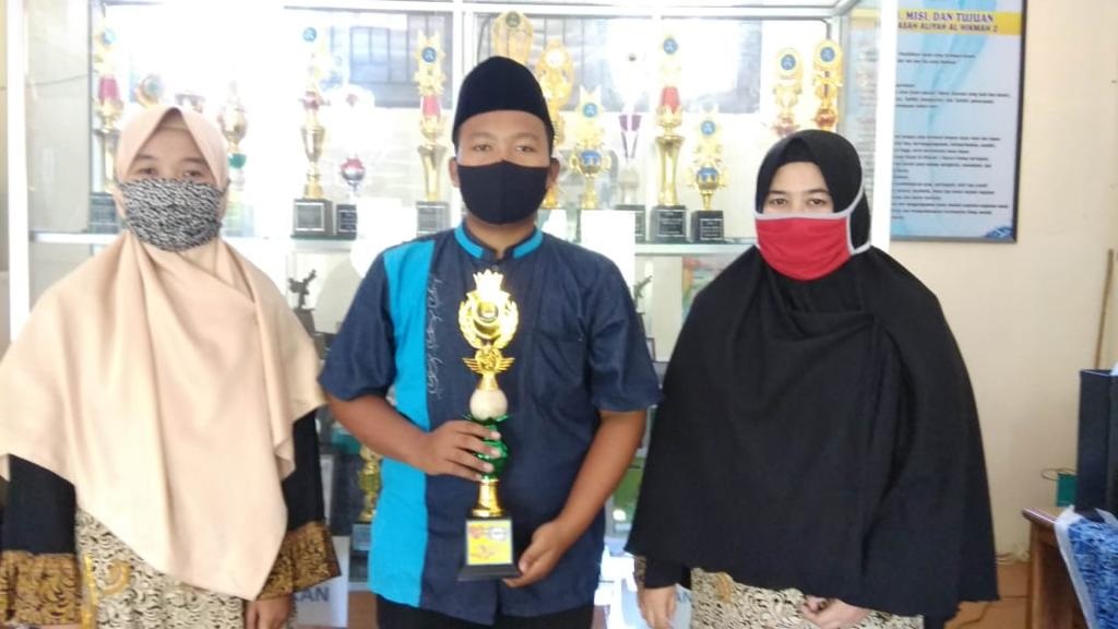 MA Al Hikmah 2 Juara 1 Student Action