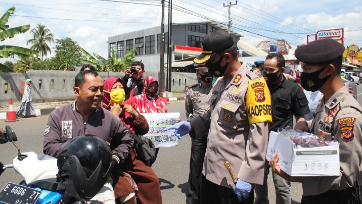 Kampanye 3 M Berlanjut, Polres Kuningan Bidik Pusat Keramaian