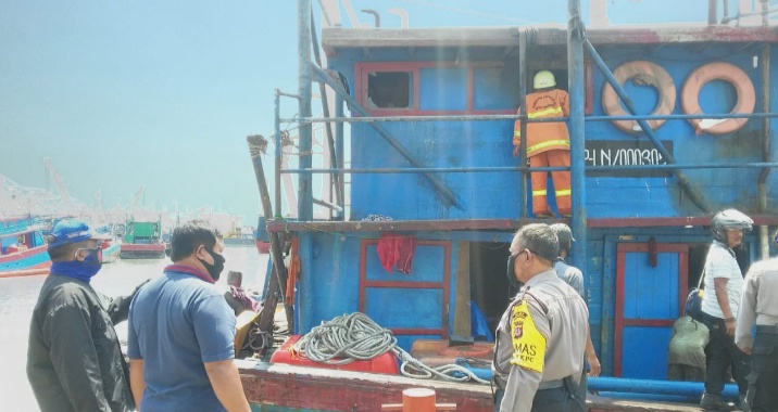 Akibat Arus Pendek, Kapal Km Anggoro Kasih Nyaris Ludes Terbakar