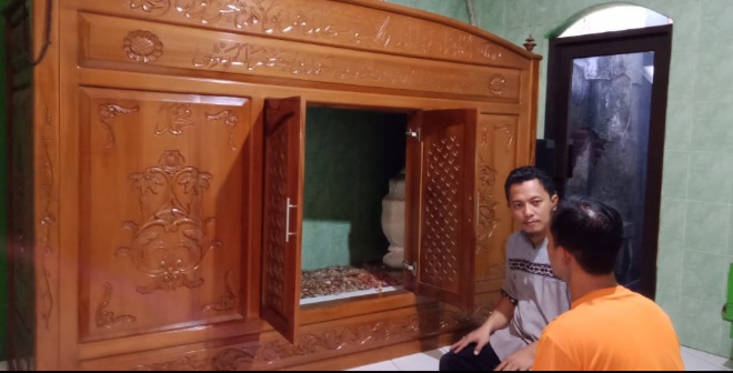 Masuk Lorong Gang Kecil Pulasaren Cirebon Tersembunyi Situs Makam Habib Idrus bin Muhammad Alhabsyi