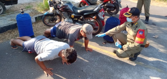 Satpol PP Gencar Operasi Penegakan Protokol Kesehatan Covid-19 di Kota Cirebon