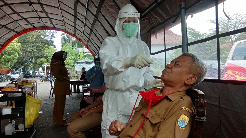 Kabupaten Cirebon Tes Swab 26.644 Warga, Ada 924 Positif Covid-19