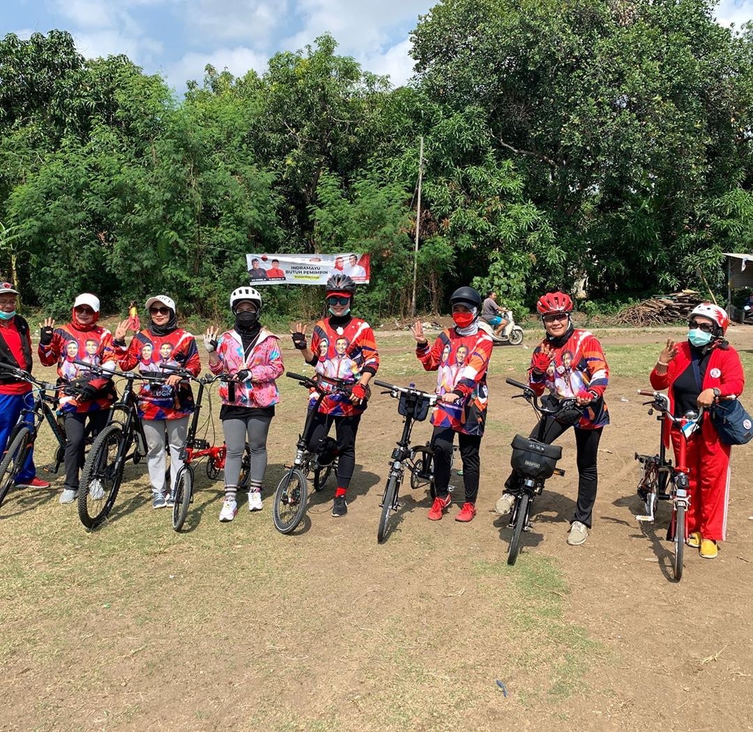 Nina-Lucky Gowes Keliling Kota Mangga, Ajak Masyarakat Terapkan Prokes