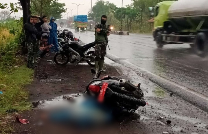 Kecelakaan Pagi Ini, Pemotor Tewas Tabrak Truk Fuso di Jalan Pantura Pangenan