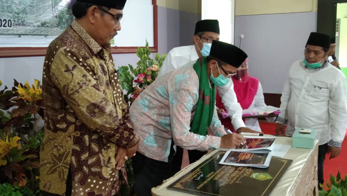 MTsN 2 Kabupaten Cirebon Luncurkan Kelas Unggulan, Diresmikan Kepala Kanwil Kemenag Jabar