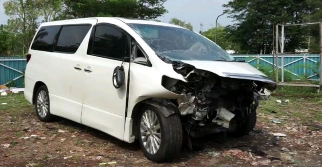 Mobil Terpental, Hanafi Rais Kecelakaan di Tol Cipali