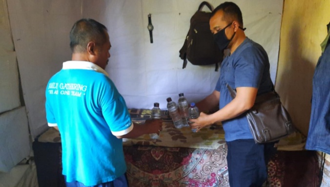 Polisi Kembali Amankan 9 Botol Miras di Kabupaten Cirebon