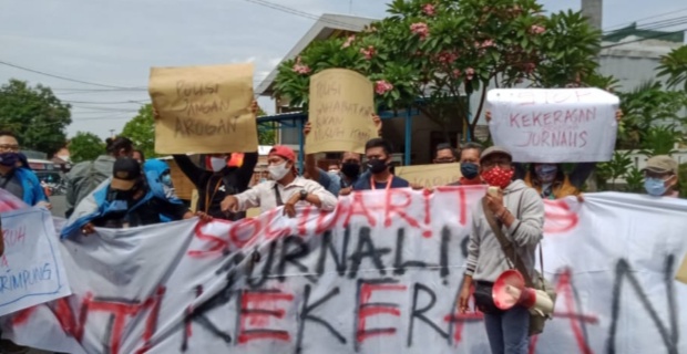 Aksi Damai Tolak Kekerasan Aparat terhadap Jurnalis