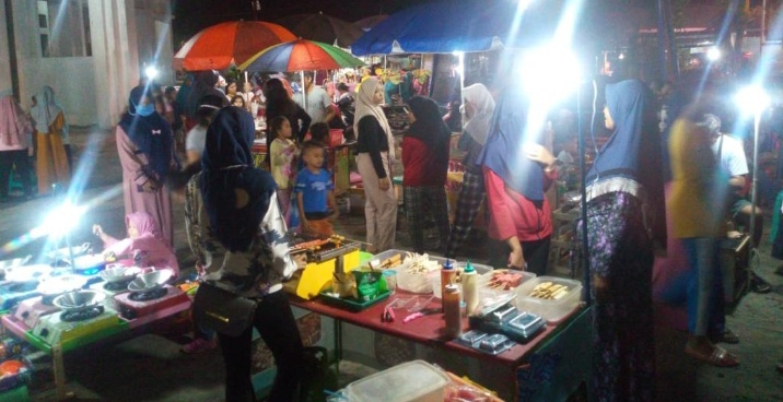 Abaikan Protokol Kesehatan, Pemerintah Harus Kaji Keberadaan Pasar Malam