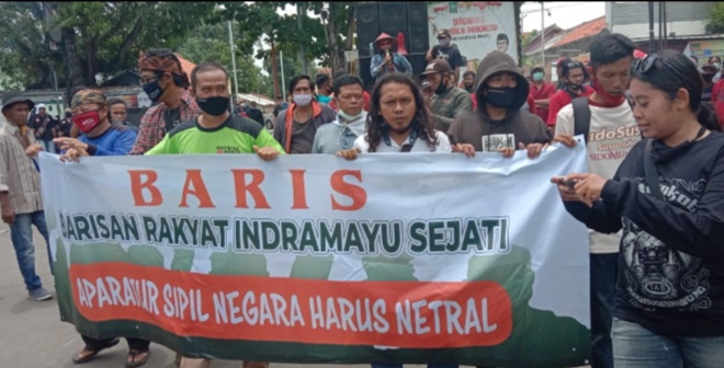 Pilkada Indramayu, Massa Baris Tuntut Netralitas ASN