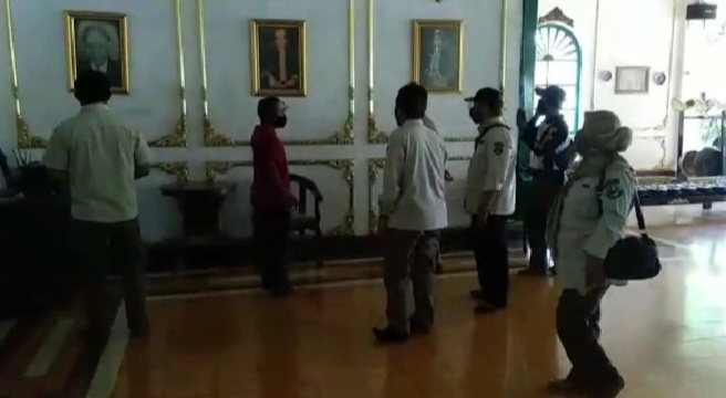 Antisipasi Covid-19, Satpol PP Jawa Barat Pantau Objek Wisata di Kota Cirebon