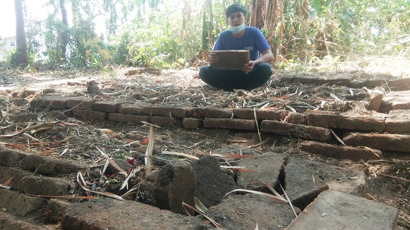 Warga Weru Temukan 22 Makam Kuno