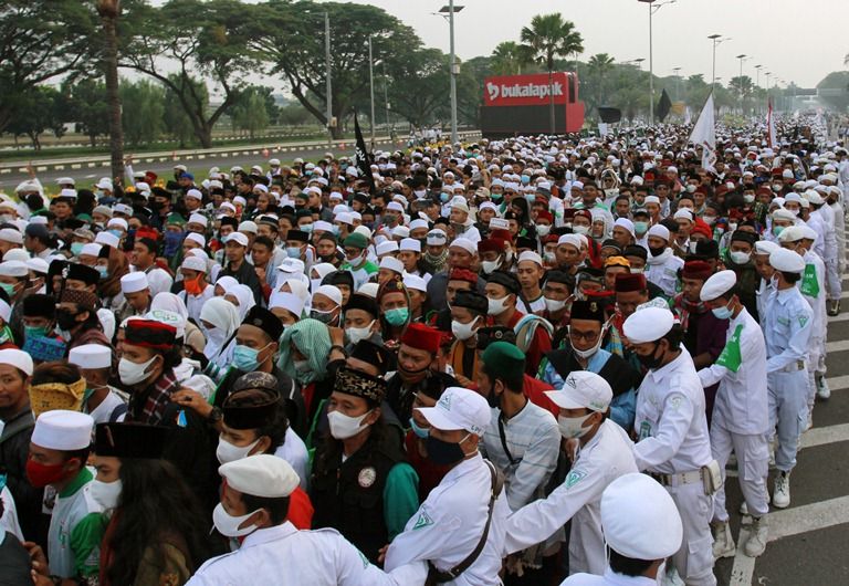 Tol Macet Total, Terapkan Akses Contraflow untuk Penumpang ke Bandara