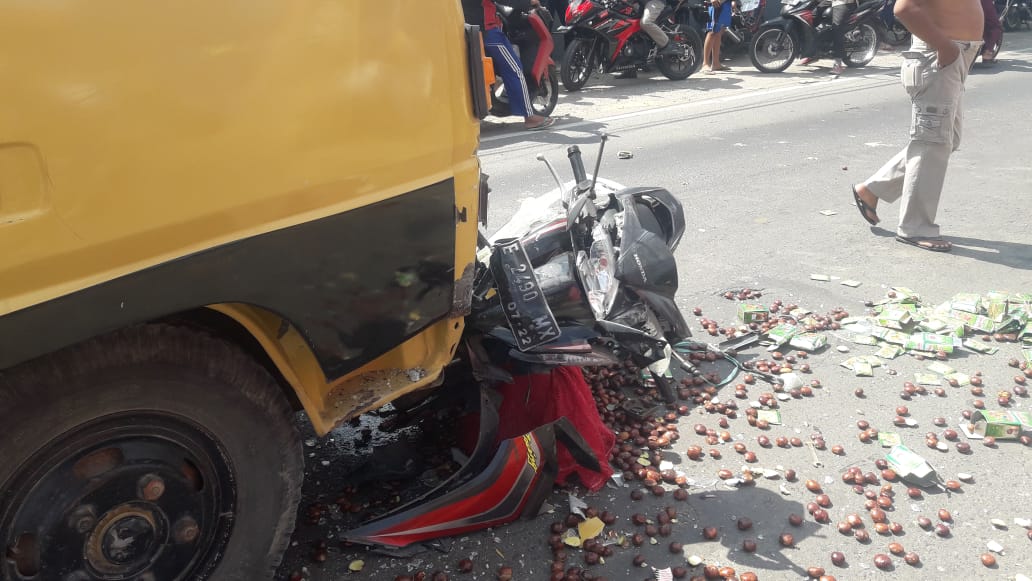 Kecelakaan Maut, Truk Tabrak Motor di Pantura Palimanan