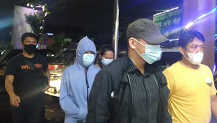 Wow, Artis ST dan MA yang Digerebek Polisi Ternyata Layani Threesome