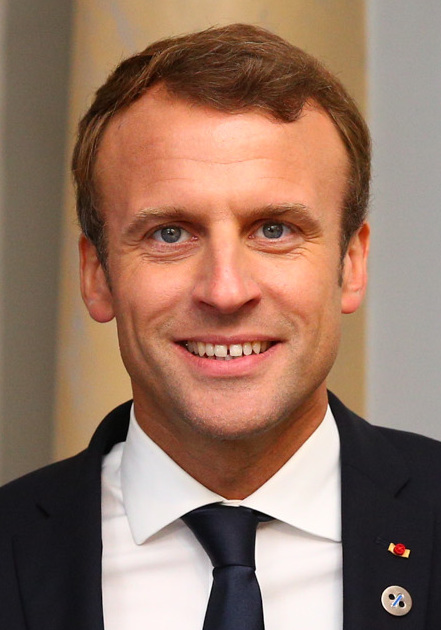 Macron Ngotot Bela Kebebasan