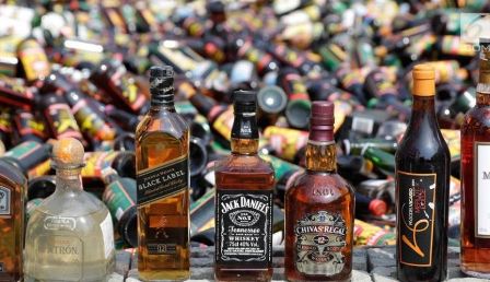 RUU Minuman Beralkohol: Peminum Bisa Kena Sanksi Penjara 2 Tahun dan Denda Rp50 Juta