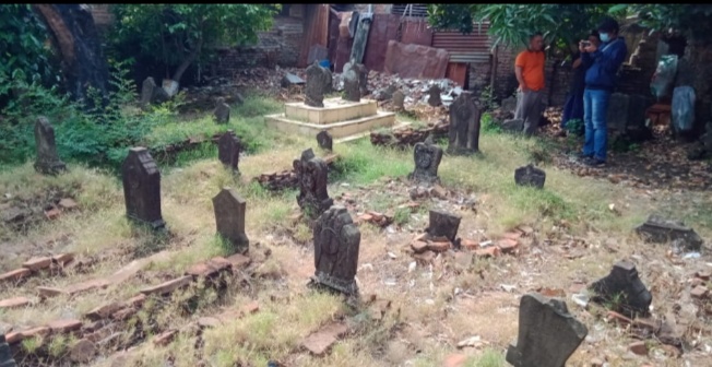Ada Kompleks Makam Petilasan Bersejarah di Kota Cirebon tapi Kondisinya Tidak Terawat