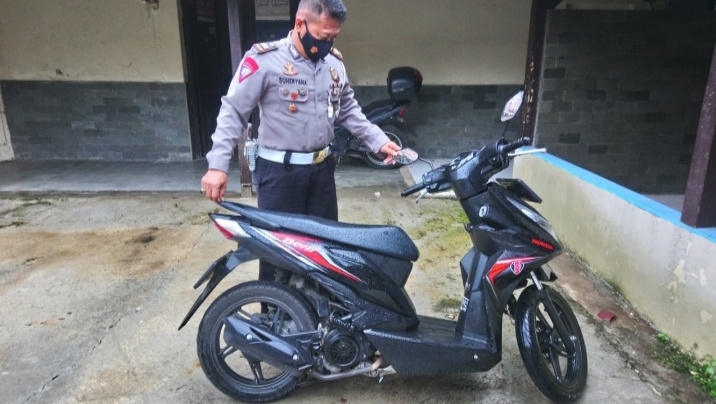 Warga Suranenggala Lor Mendadak Tewas di Atas Sepeda Motor