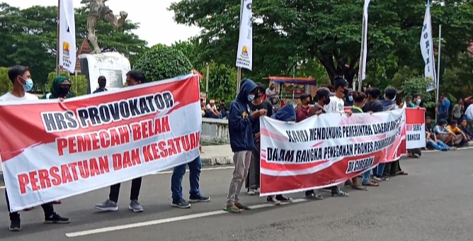 Aliansi Masyarakat Peduli NKRI Cirebon Unjuk Rasa, Tolak Kedatangan Habib Rizieq Shihab